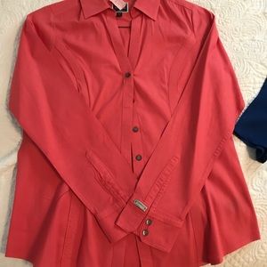 Collared dress shirt